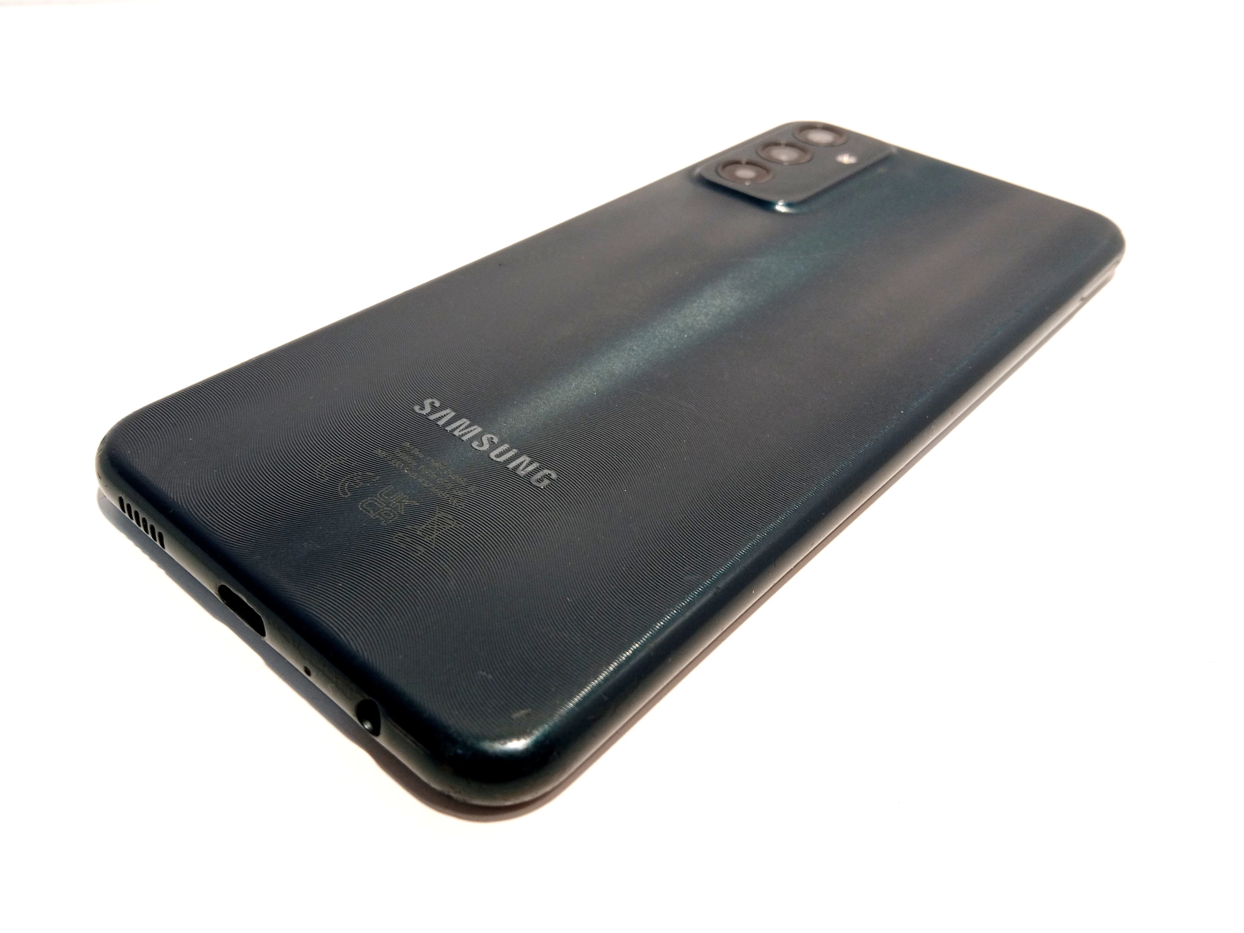 samsung-galaxy-m13-464-gb-typ-202685-212929