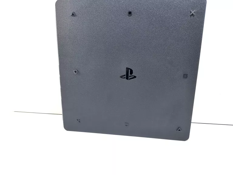KONSOLA PS4 + PAD + OKABLOWANIE [KARTON]