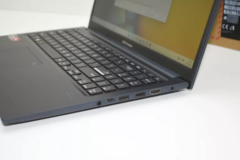 LAPTOP ASUS VIVOBOOK M1502Y