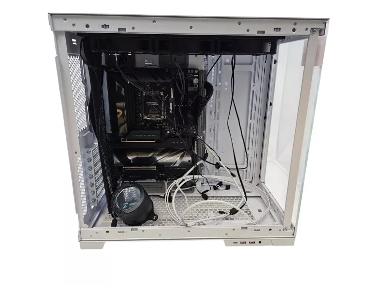 ASUS ROG CROSSHAIR X870E HERO LIAN LI O11D EVO RGB WHITE CORSAIR HX1000I