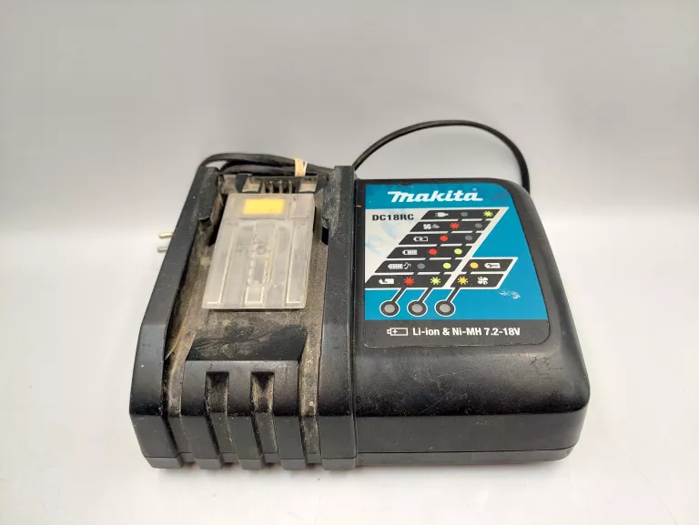 PILARKA TARCZOWA MAKITA DHS680 AKUMULATOROWA