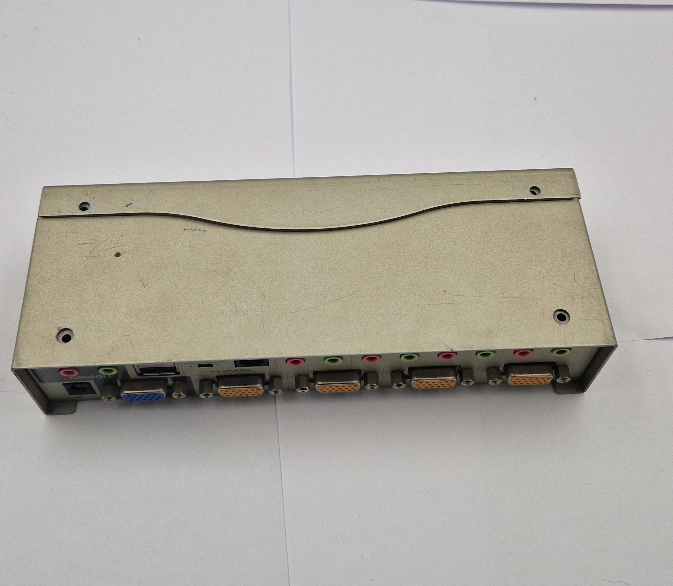 przelacznik-switch-aten-cs-1734a-ean-gtin-792285559075