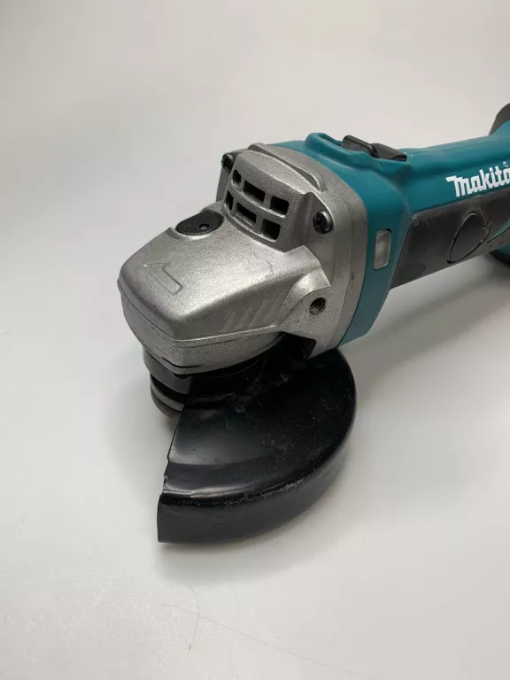 SZLIFIERKA KĄTOWA MAKITA DGA452Z