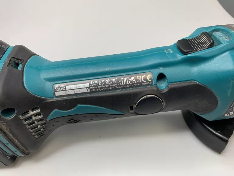SZLIFIERKA KĄTOWA MAKITA DGA452Z
