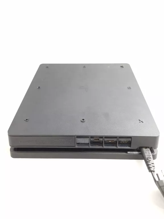 KONSOLA PS4 SLIM CUH-2216A