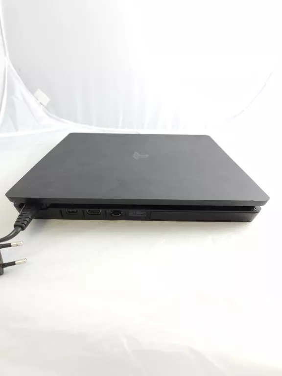 KONSOLA PS4 SLIM CUH-2216A