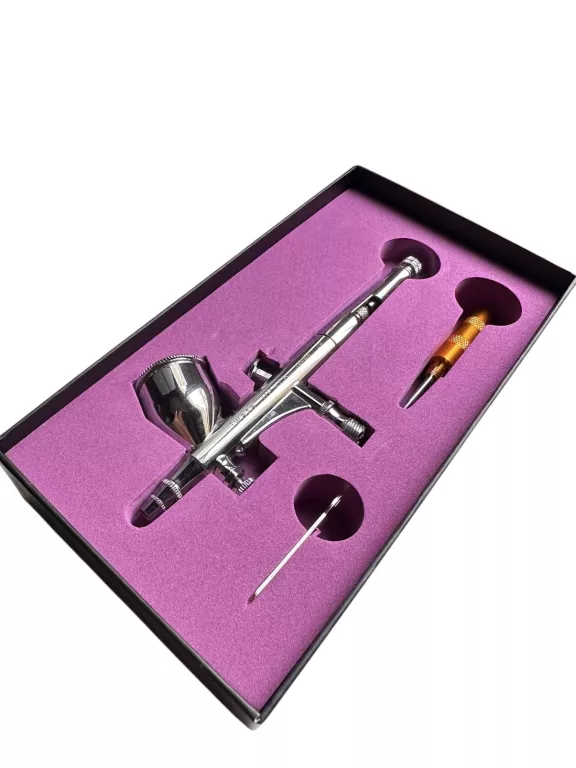 AEROGRAF IWATA HP-CH