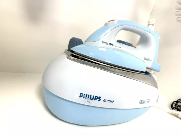 ŻELAZKO ZE STACJĄ PAROWĄ PHILIPS 6300 SERIES