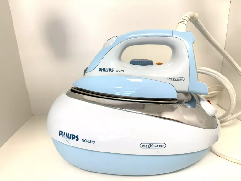 ŻELAZKO ZE STACJĄ PAROWĄ PHILIPS 6300 SERIES