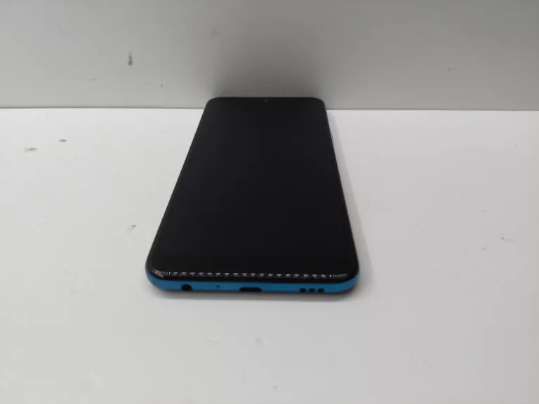 TELEFON LG Q60