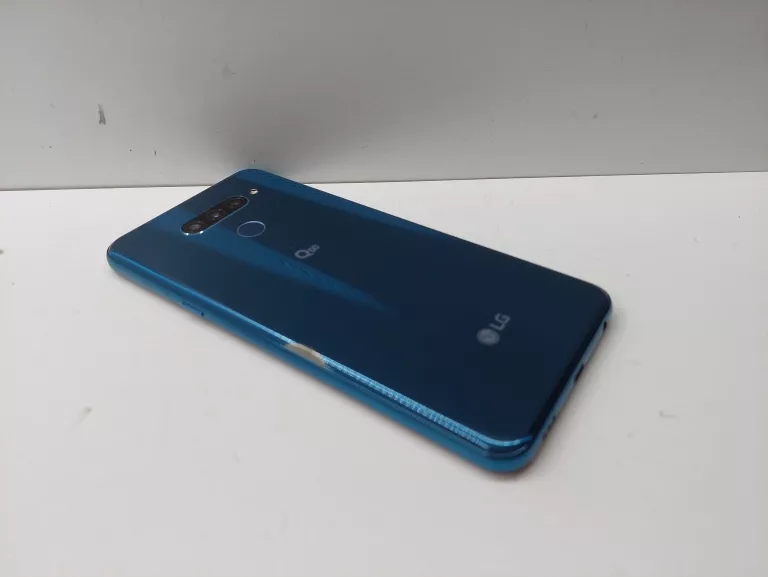 TELEFON LG Q60
