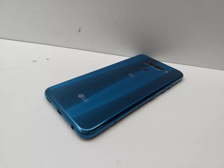 TELEFON LG Q60