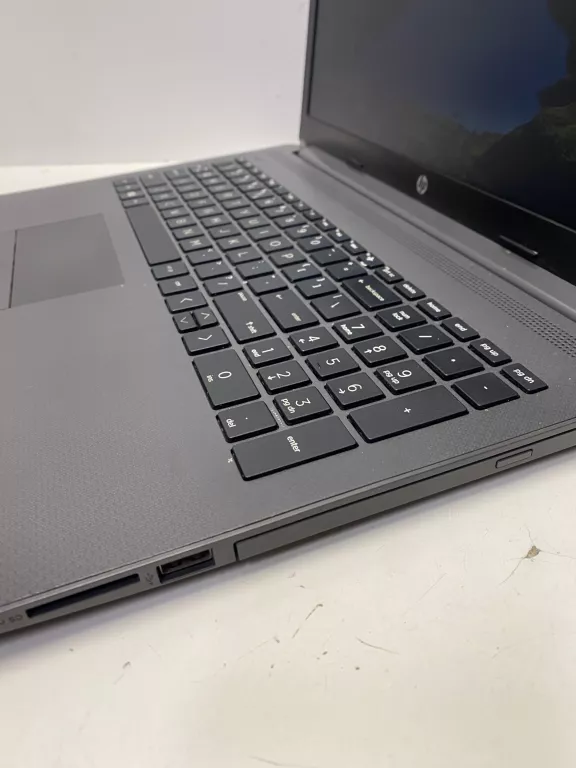 LAPTOP HP 255 G7 8/256GB