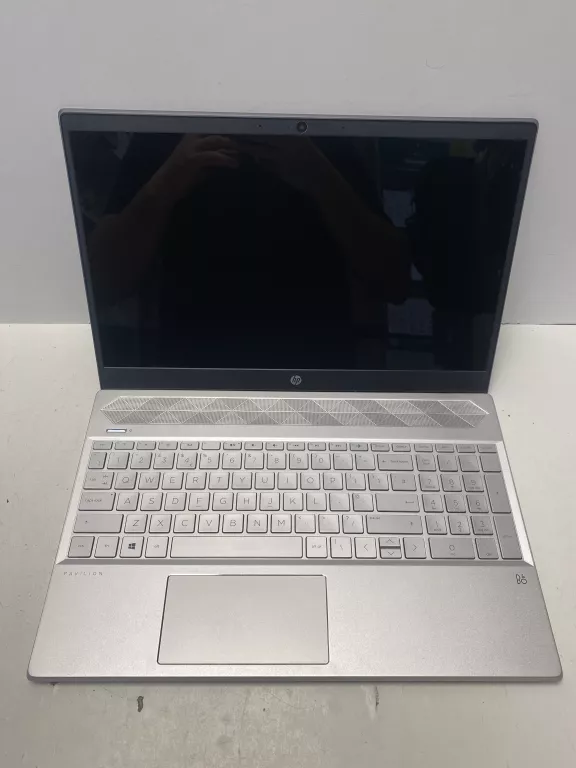 LAPTOP HP PAVILION 15-CW1001NA RYZEN 3 8/256GB