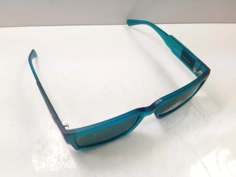OKULARY PRZECIWSŁONECZNE CK CKJ23623S