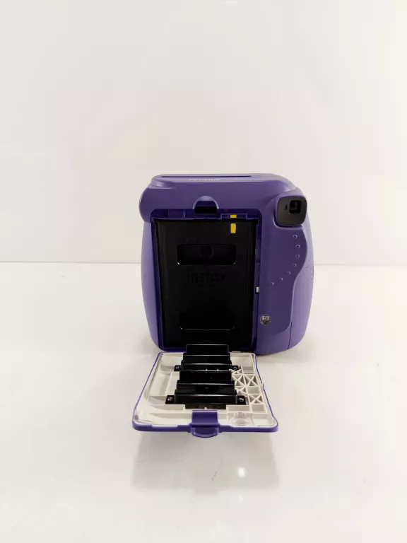 aparat-instax-mini-8-etui-konstrukcja-234317-2
