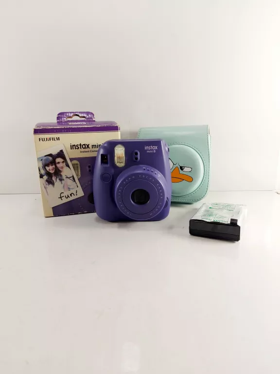 aparat-instax-mini-8-etui-starolecka-63-poznan-x