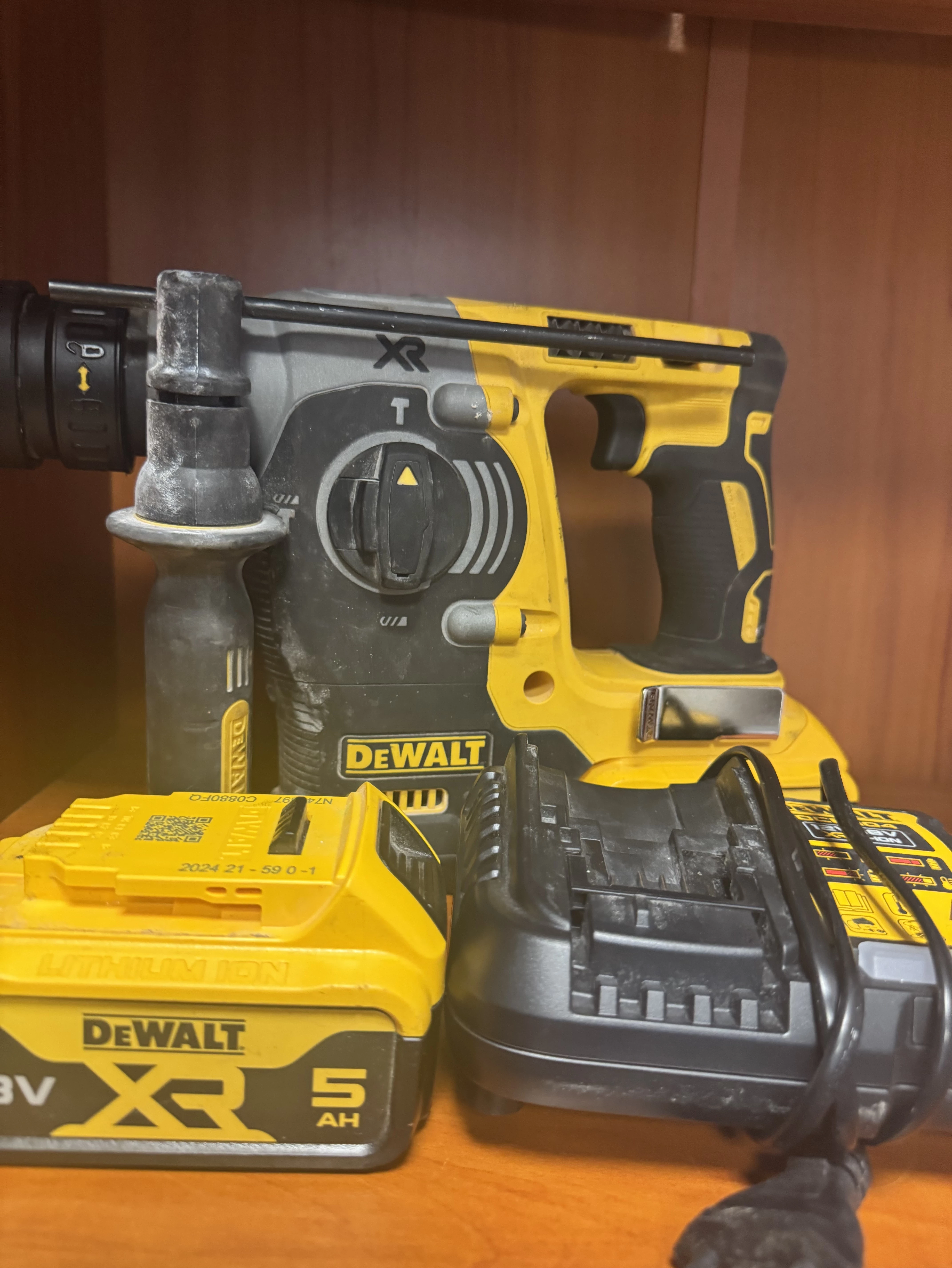 wiertarka-dewalt-dch274akuladbox-plwolnosci-14-kamienna-gora-sj