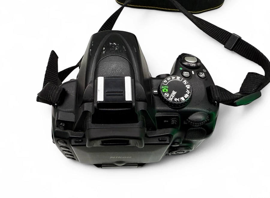 lustrzanka-nikon-d5000-obiektyw-nikon-af-s-nikkor-18-200mm-super-cena-rozmiar-matrycy-206882-228774