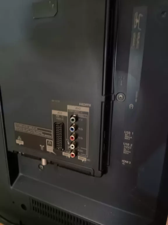 telewizor-panasonic-tx-40as640e-przekatna-ekranu-cale-4000