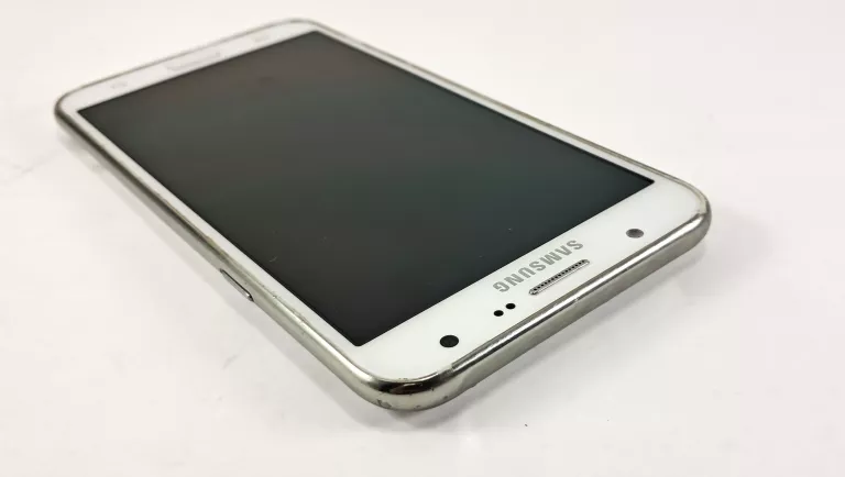 telefon-samsung-galaxy-j7-16gb-bialy-kod-producenta-galaxy-j7-2016