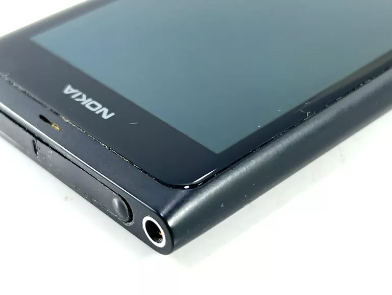 TELEFON NOKIA LUMIA 800 512 MB / 16 GB