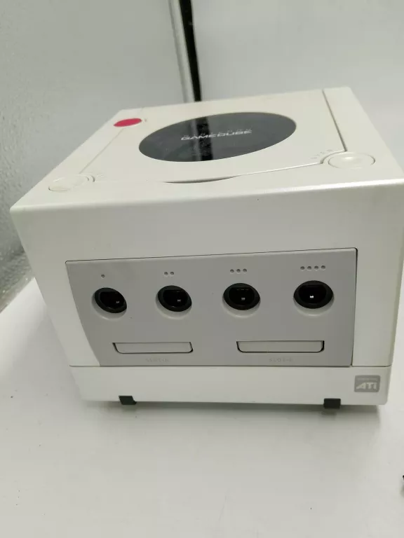 KONSOLA NINTENDO GAMECUBE DOL-101(EUR) KOMPLET