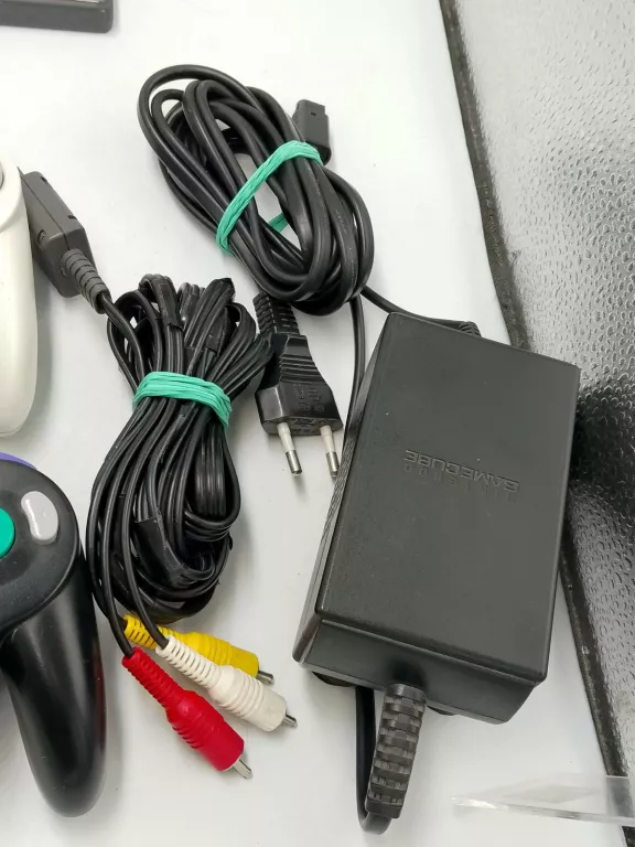 KONSOLA NINTENDO GAMECUBE DOL-101(EUR) KOMPLET