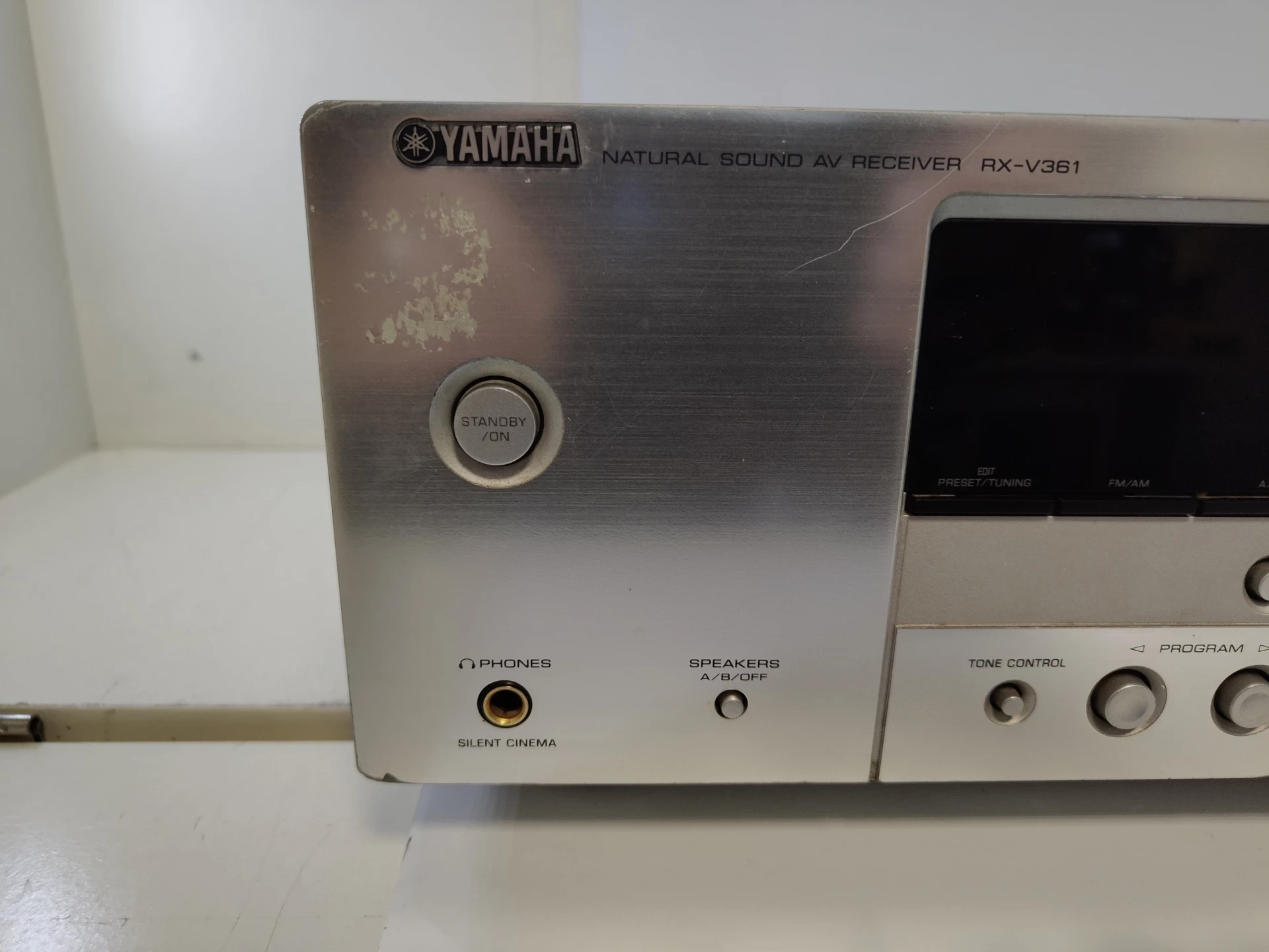 amplituner-yamaha-rx-v361-model-rx-v363