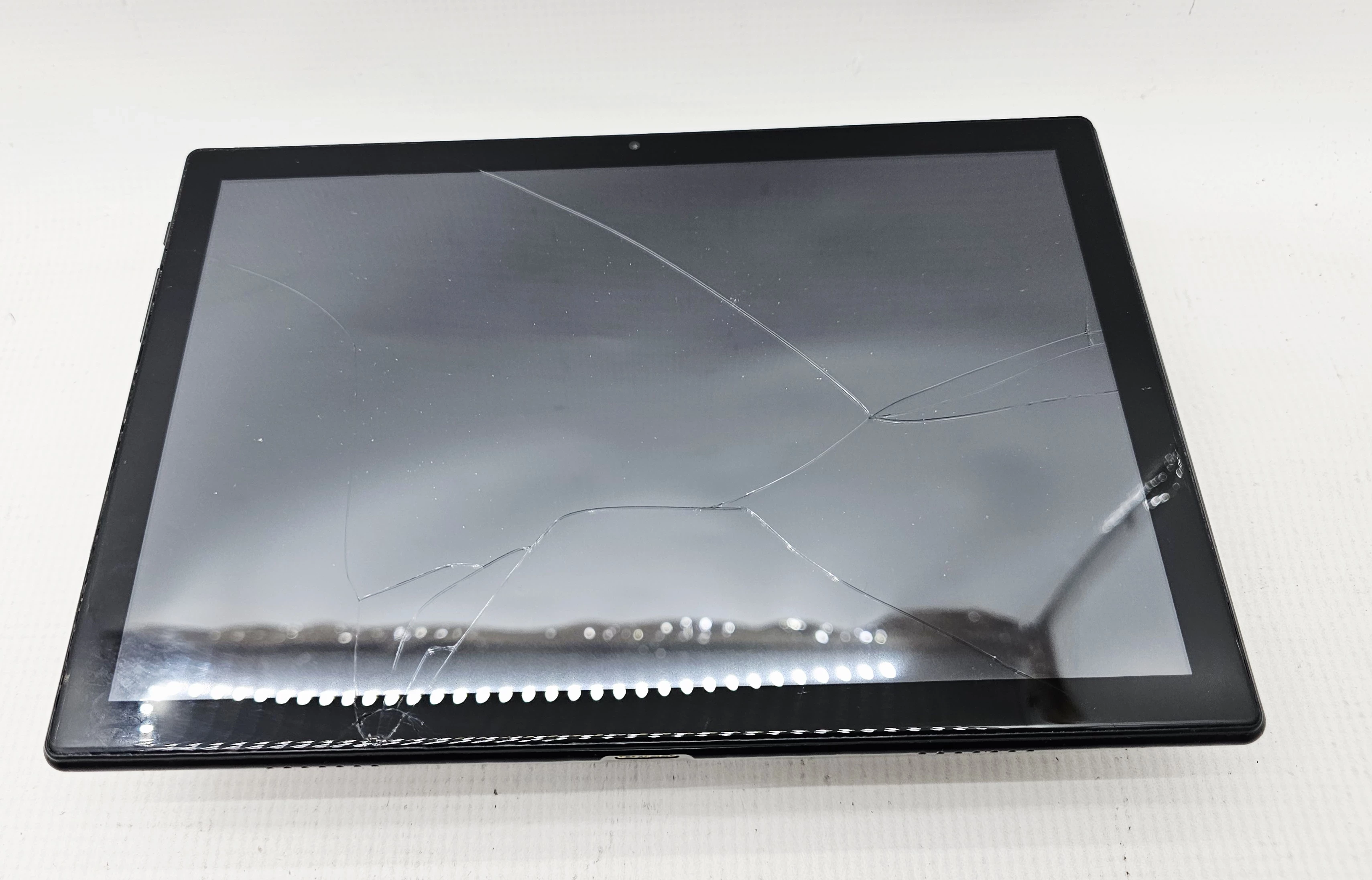 tablet-sigma-tab-a1010-644-pobity-kod-producenta-a1010