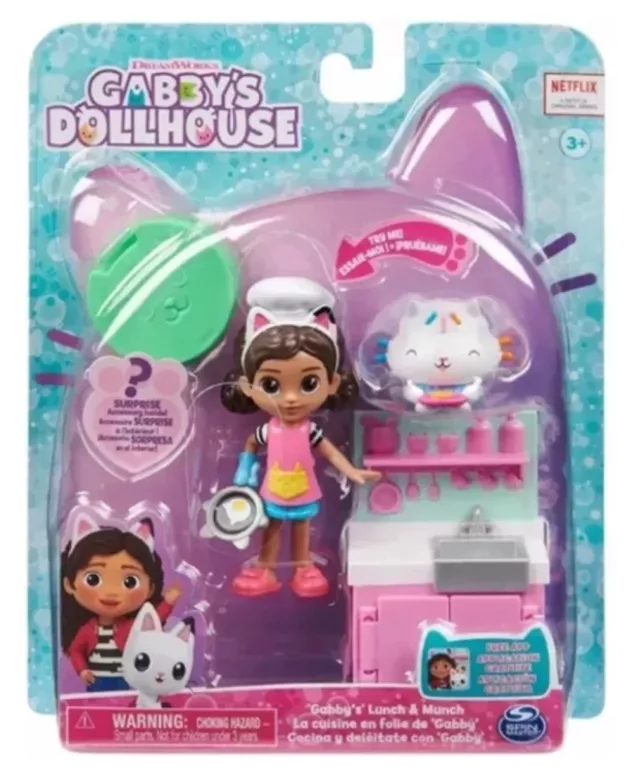 LALKA KOCI DOMEK GABI W KUCHNI + MEBLE DO DOMKU FIGURKA