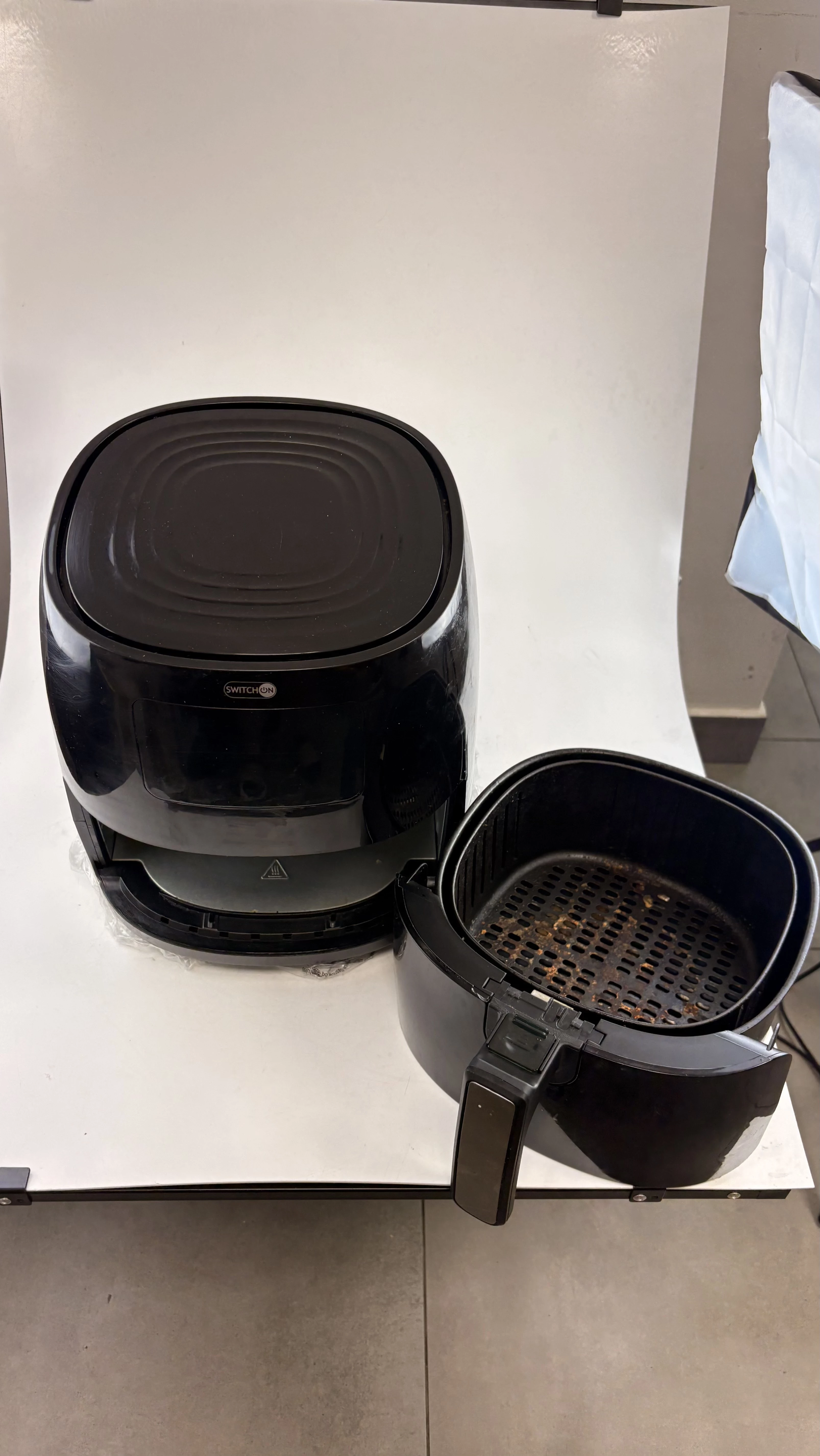 frytkownica-beztluszczowa-switch-on-df-h0201-1400-w-35-l-orzegowska-25-bytom