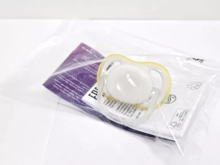 PHILIPS AVENT SMOCZEK ORTODONTYCZNY ULTRA AIR 0-6M SCF085/15