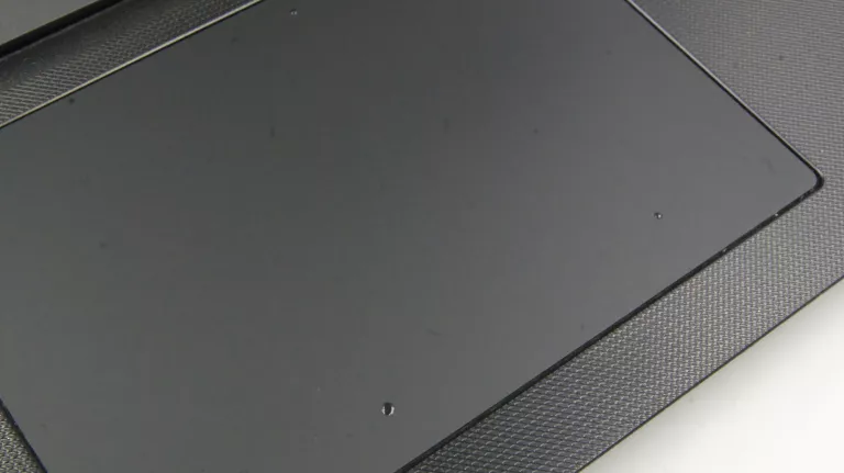 LAPTOP LENOVO V15 G3 I5-1235U/16GB/500GB SSD/IRIS XE/WIN11 Z DEFEKTEM