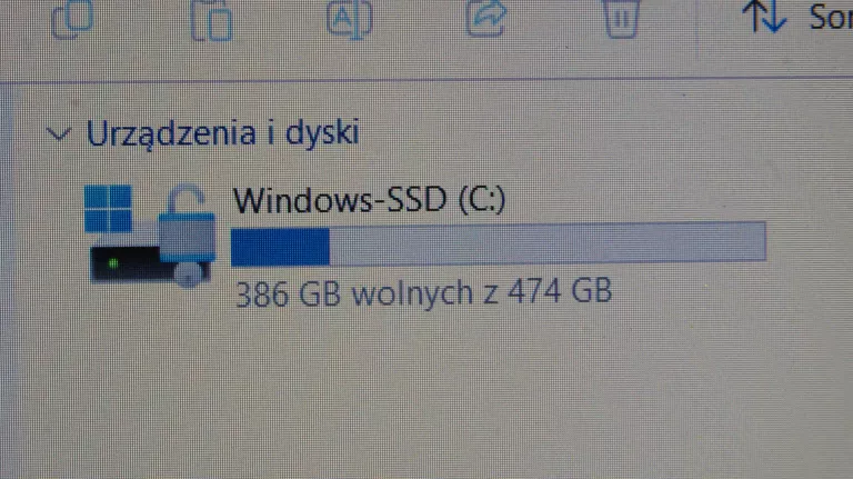 LAPTOP LENOVO V15 G3 I5-1235U/16GB/500GB SSD/IRIS XE/WIN11 Z DEFEKTEM