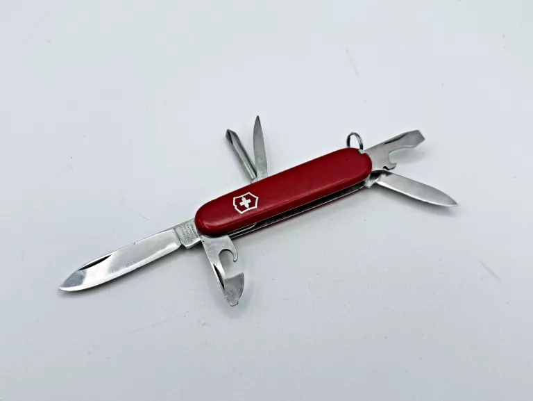 SCYZORYK VICTORINOX MAŁY