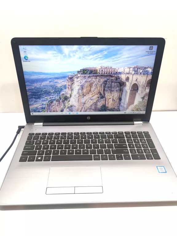LAPTOP HP TPN-C129