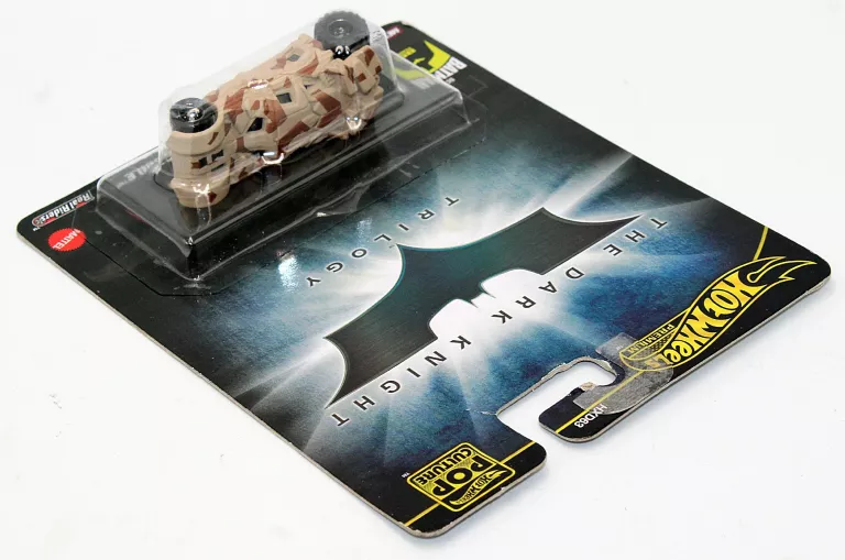 AUTKO HOT WHEELS PREMIUM POP CULTURE THE DARK KNIGHT BATMOBILE (HXD97)