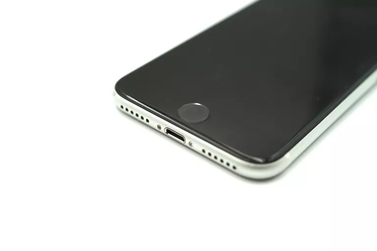 TELEFON APPLE IPHONE SE 2020 64GB BATERIA 75%