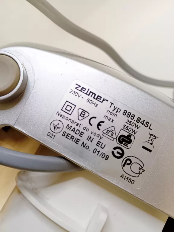 MASZYNKA DO MIELENIA MIĘSA ZELMER DIANA 886.5 SREBRNY 550 W + AKCESORIA