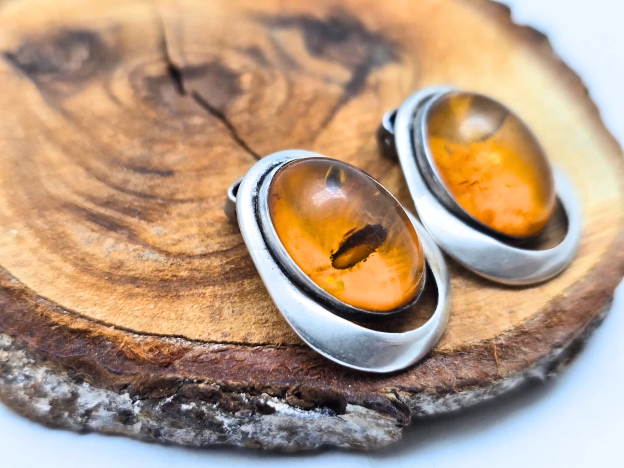 srebrne-kolczyki-z-bursztynem-925-650g-klipsy-vintage-marka-226434-1704211