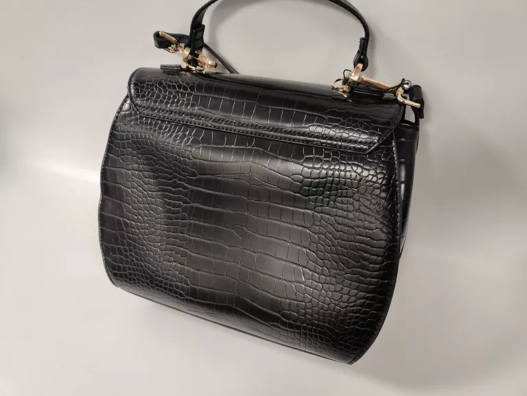 torebka-love-moschino-czarna-kolor-249512-1647413