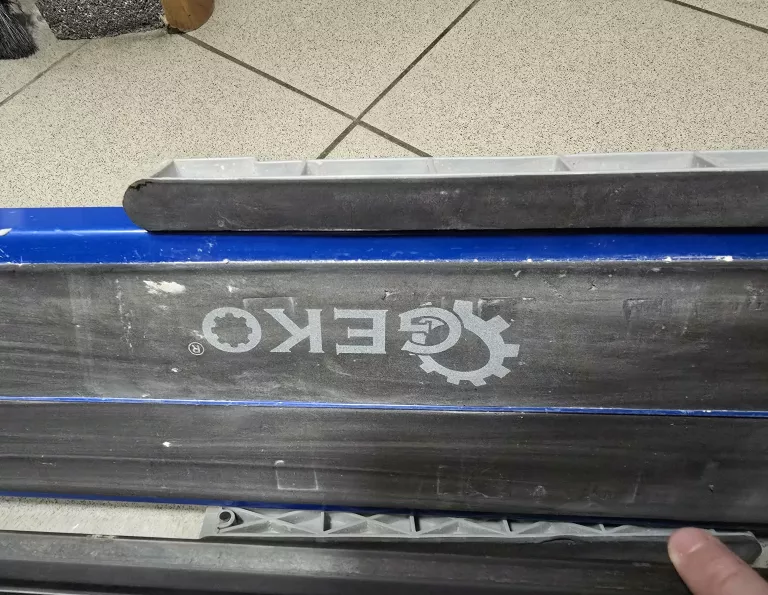 GEKO PRZECINARKA DO CIĘCIA GLAZURY 1000MM G30116