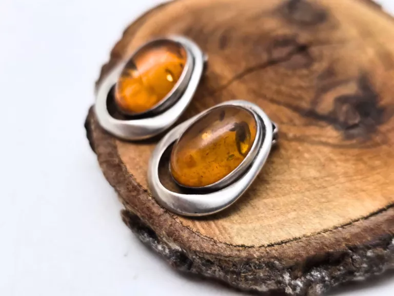srebrne-kolczyki-z-bursztynem-925-650g-klipsy-vintage-stan-11323-2