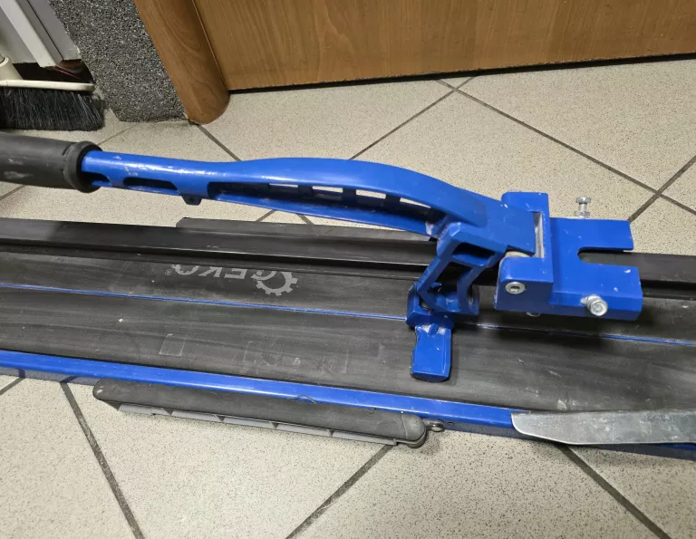 GEKO PRZECINARKA DO CIĘCIA GLAZURY 1000MM G30116