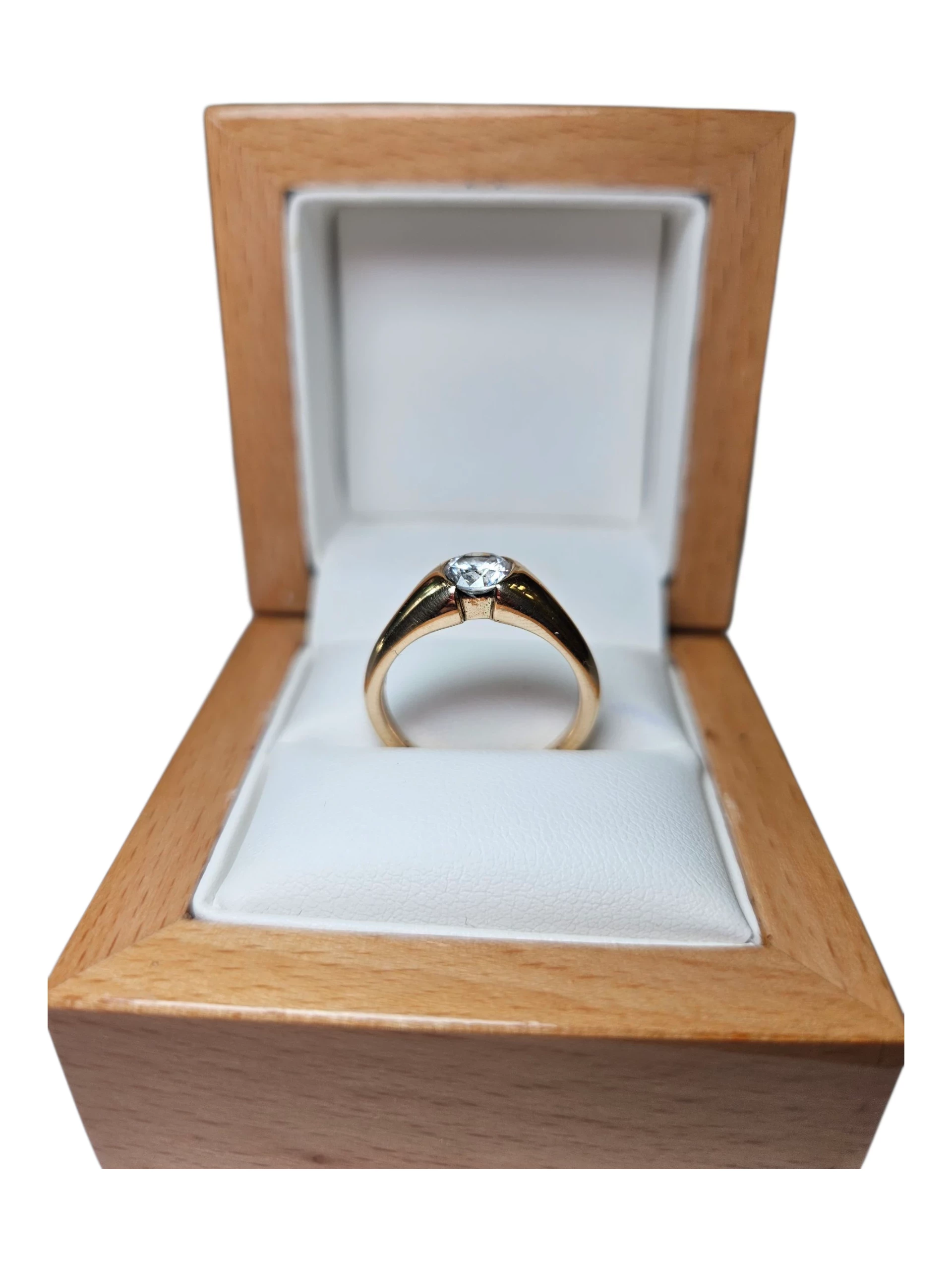 zloty-pierscionek-proby-585-rozmiar-17-483g-waga-483