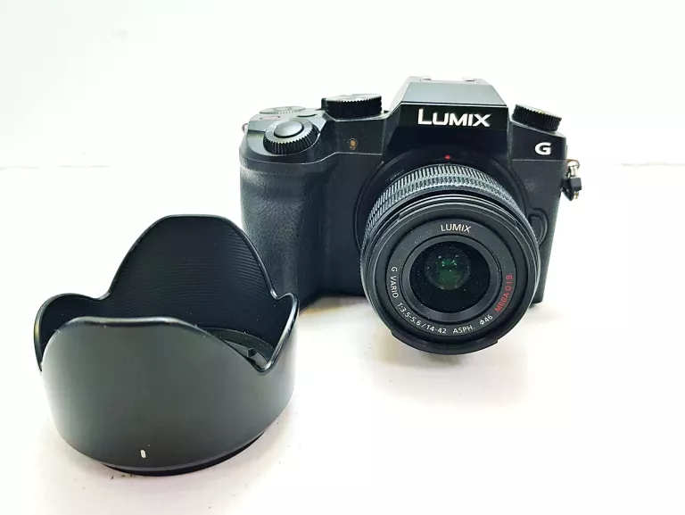 APARAT PANASONIC DMC-G7 OBIEKTYW 14-42 1:3,5-5,6 BATERIE ŁADOWARKA STATYW