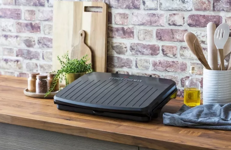 GRILL ELEKTRYCZNY OPIEKACZ SANDWICH TOSTER PANINI GEORGE FOREMAN 25820