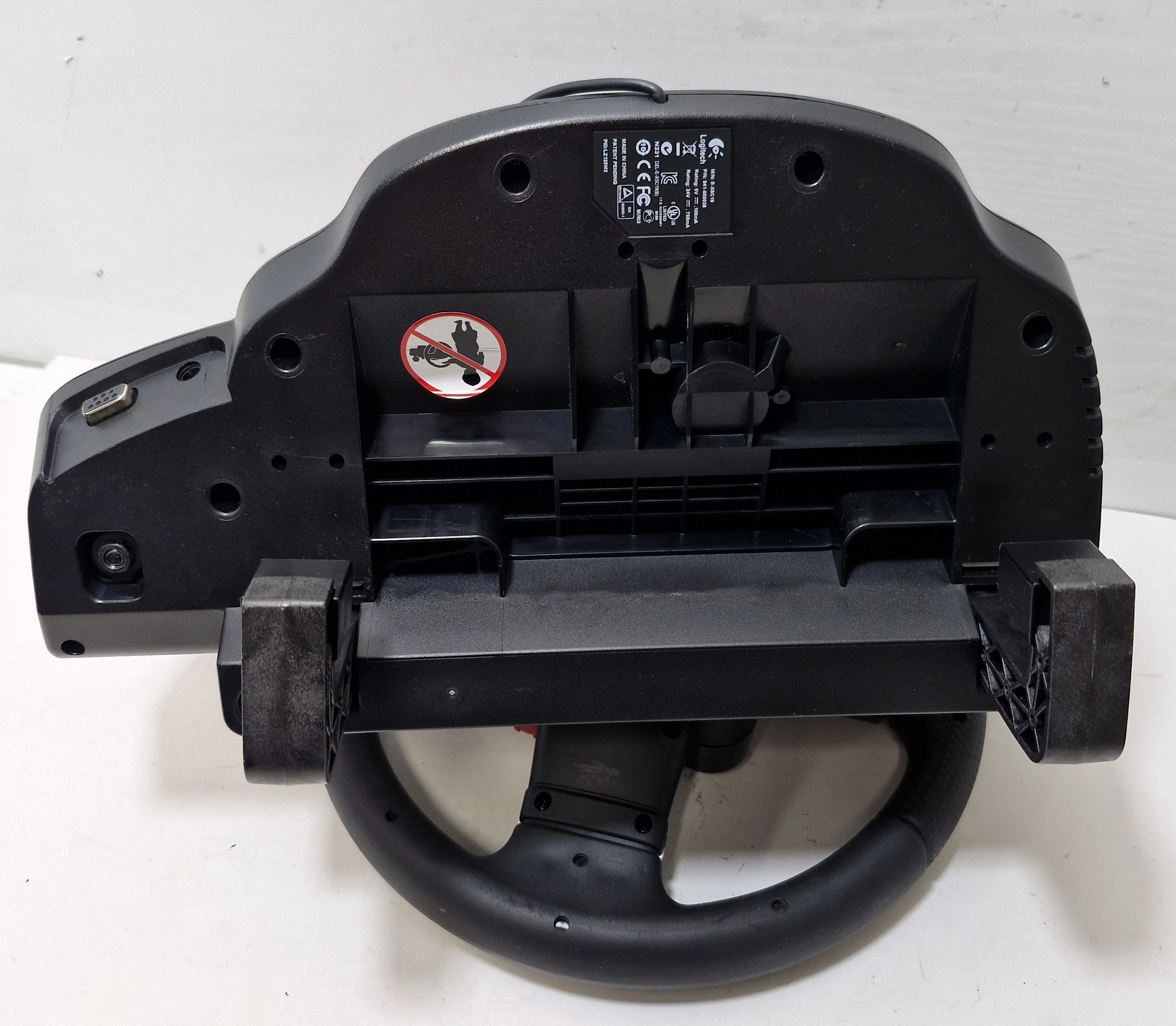 kierownica-logitech-driving-force-gt-model-driving-force-gt