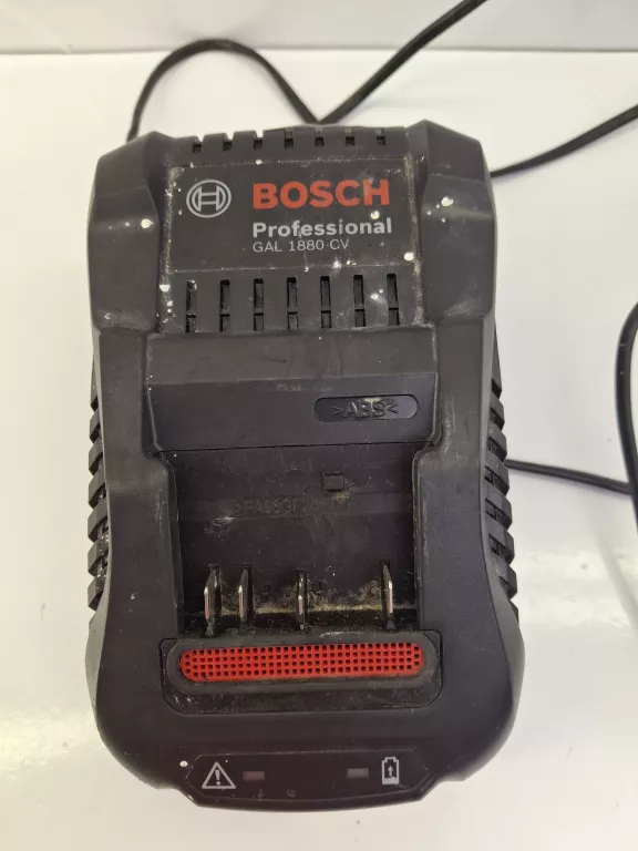 ŁADOWARKA BOSCH GAL 1880 CV